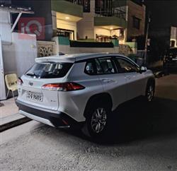 تۆیۆتا کۆرۆلا کرۆس